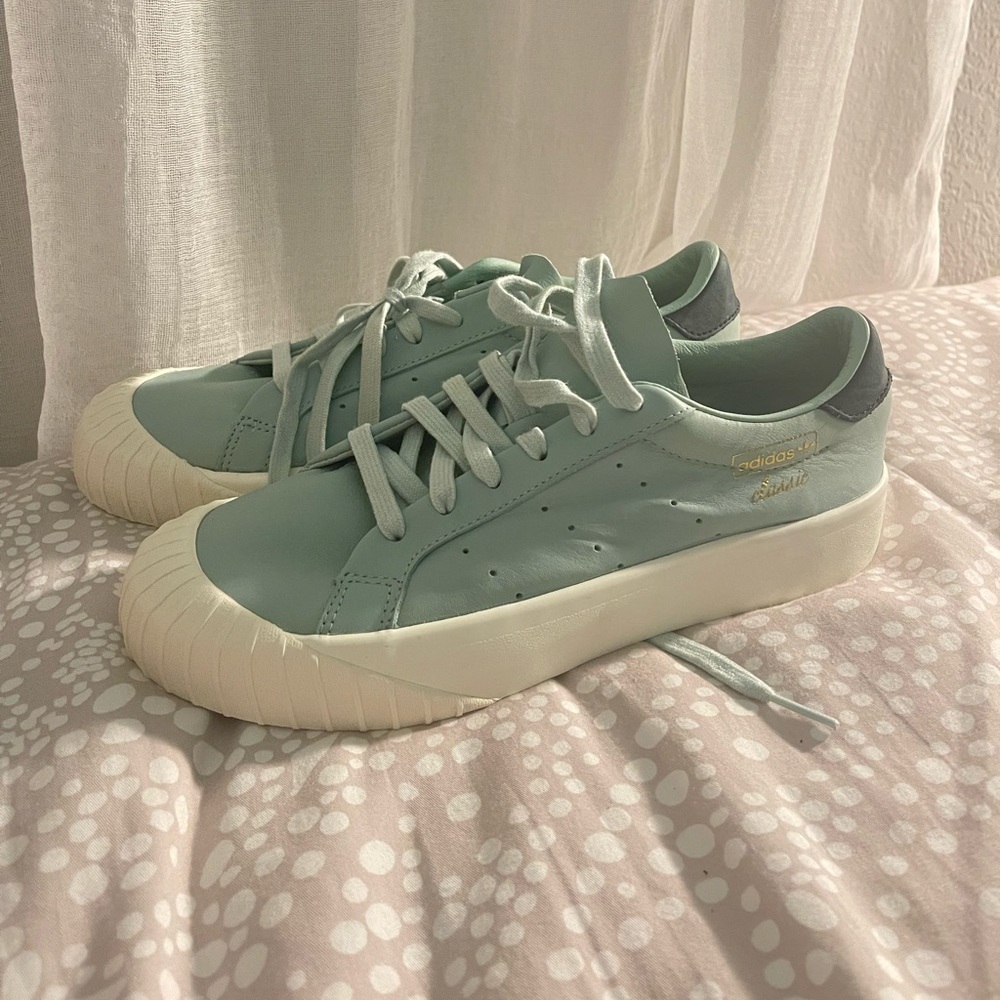 Leather classic adidas